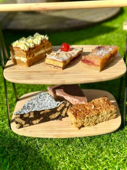 Tray Bake Half & Half Box
